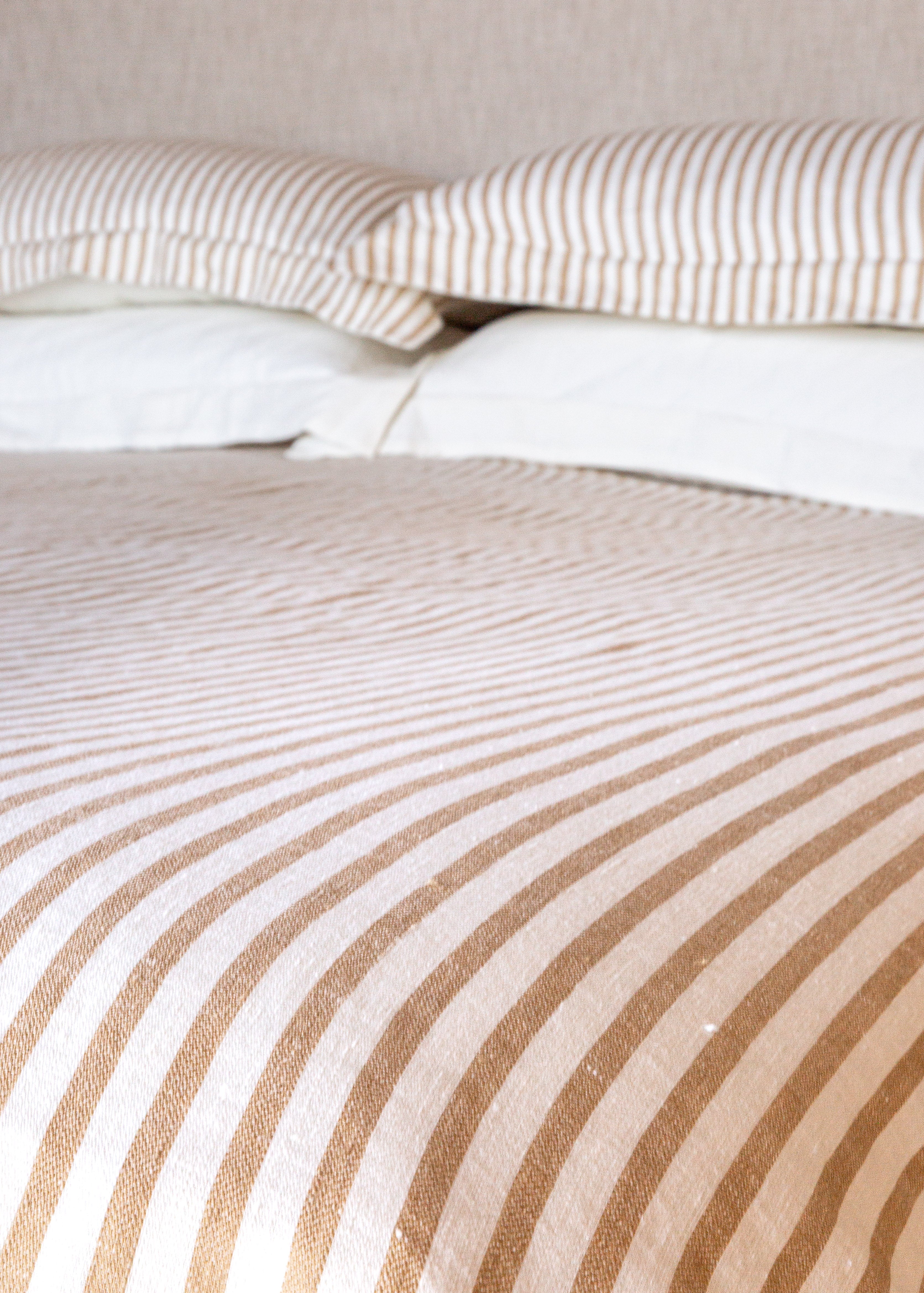 Linen Duvet Cover - Stripes front and plain back