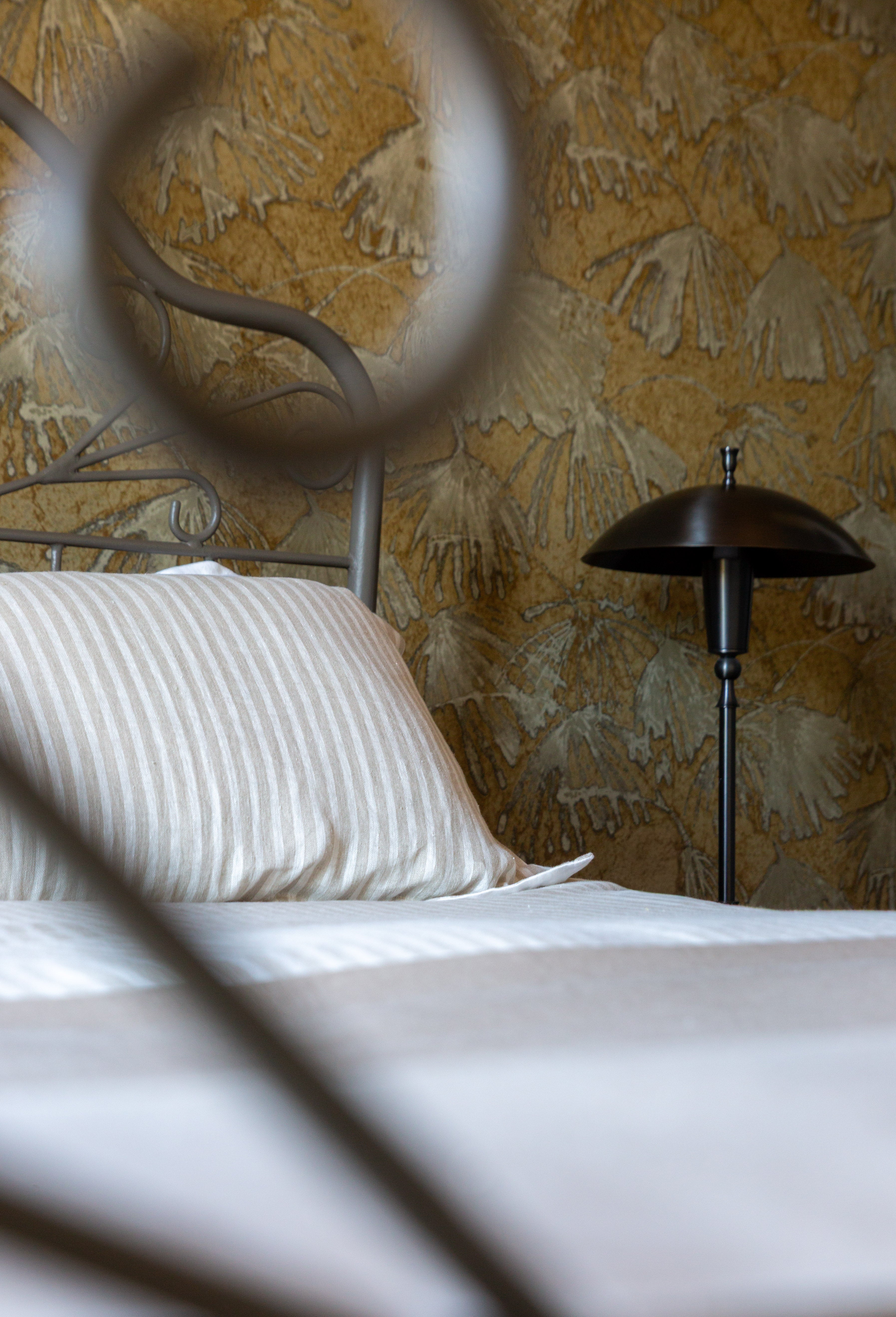 Linen Duvet Cover - Stripes front and plain back